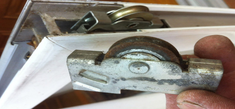 screen door roller repair in Onaping